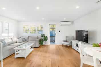 7/8 Hamilton Road, Herne Bay