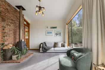 18 Coombe Hay Terrace, Careys Bay