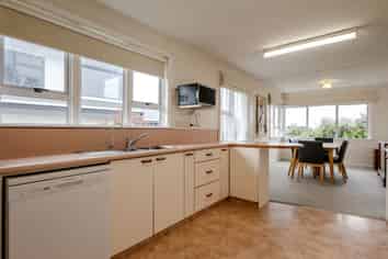 15 Domain Terrace, KARORO