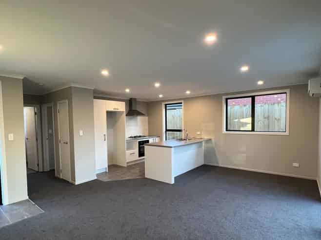 2/41 Kenney Crescent, Fairfield