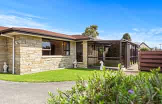 115B Grace Road, Avenues