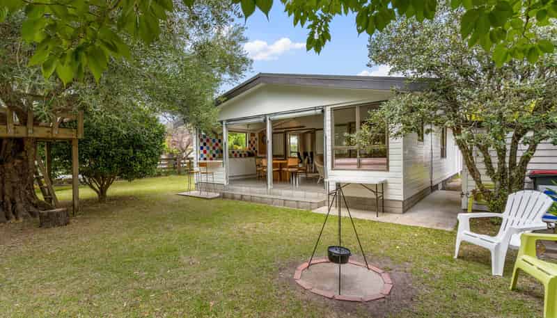 218 Patuwai Drive, Whangamata