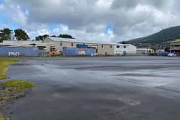 Huge, Secure Industrial Yard