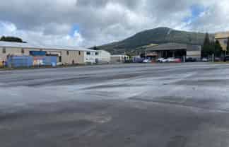 Huge, Secure Industrial Yard