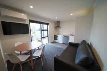 3b/20 Cameron Road, Hillcrest