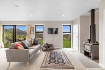 12 Wharua Tiro Place, Motueka