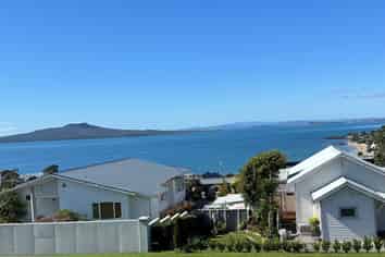 11 Katui Street, Castor Bay