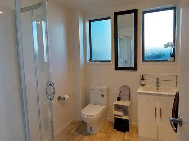 Newly Refurbished Unit
