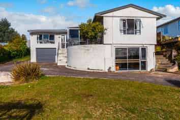 104 Elizabeth Street, Tauhara