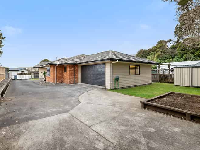 15A Marchant Place, Westown