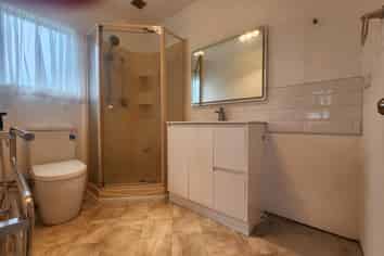 12 Larkspur Court, The Gardens