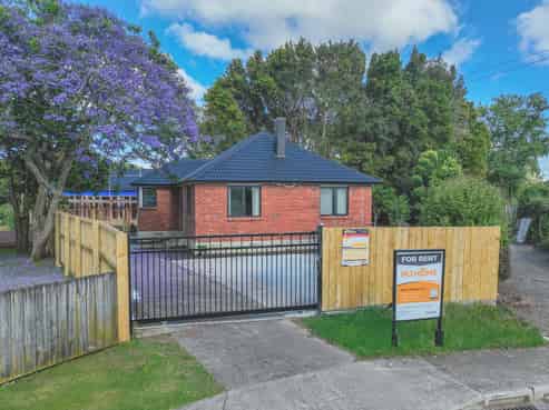 32 Larsen Street, Otara