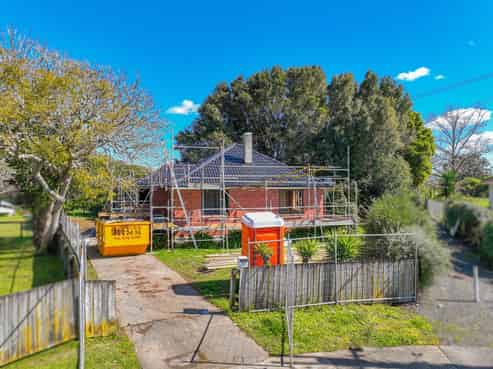 32 Larsen Street, Otara