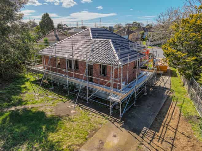 32 Larsen Street, Otara