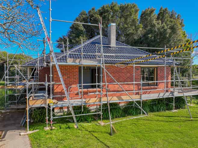32 Larsen Street, Otara