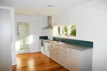 12 Arawhata Rd, Paraparaumu