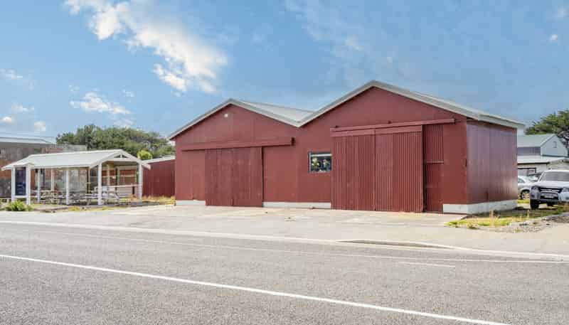 12 Dover Street, Orepuki