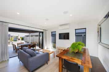 29 Sardinia Grove, Fitzherbert
