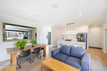 29 Sardinia Grove, Fitzherbert