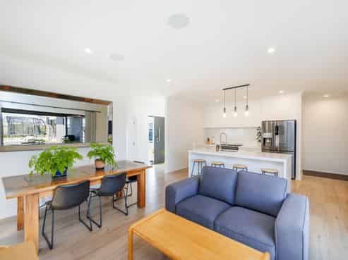 29 Sardinia Grove, Fitzherbert