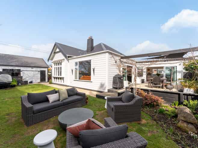 33 Ings Avenue, Saint Clair