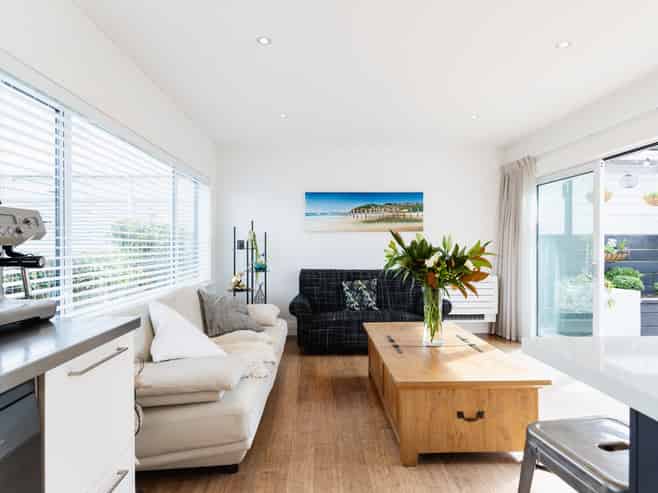 33 Ings Avenue, Saint Clair