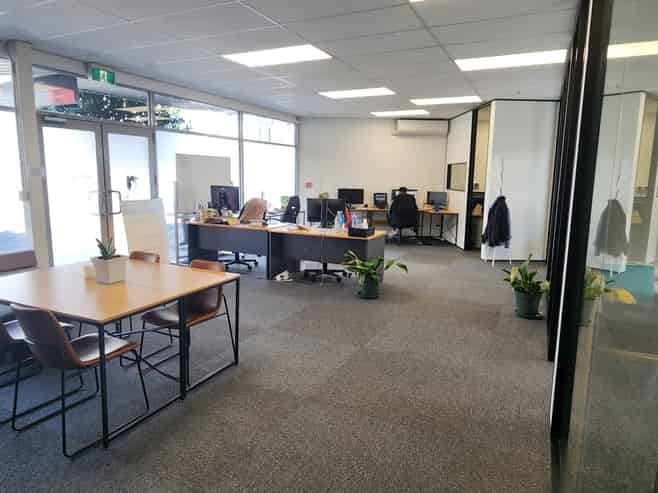 106sqm Retial / office - Landlord incentives!