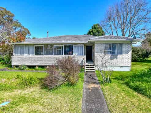 6 Garus Avenue, Mangere East