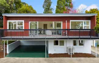 1/1 Nea Place, Hillcrest