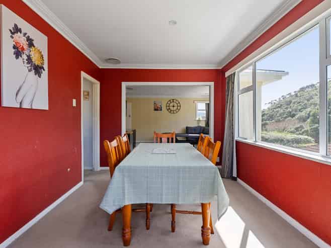 5 Mahoe Street, Tawa