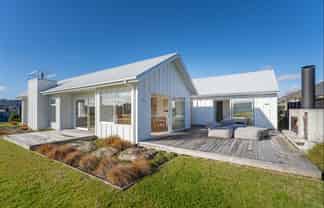 26 Awatea Drive, Whitianga