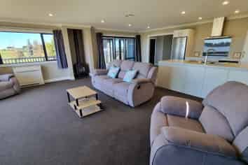 193 Orepuki Riverton Highway, Riverton