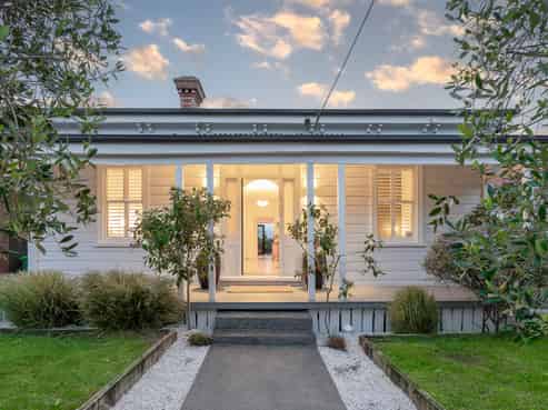 2 Kingsland Avenue, Kingsland
