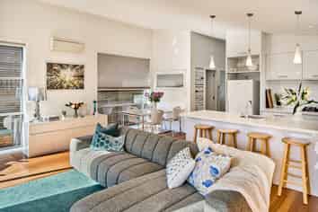7 Makomako Road, Brooklyn