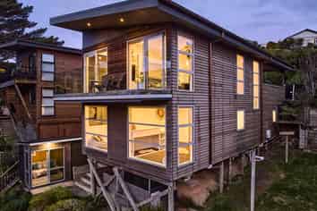 7 Makomako Road, Brooklyn