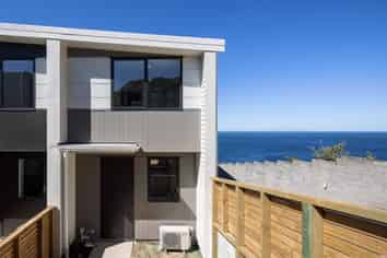 1/52 High St, Island Bay