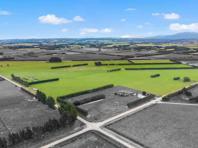 82 Ashbys Road, 699 and 732 Rangiora Leithfield Road, Leithfield