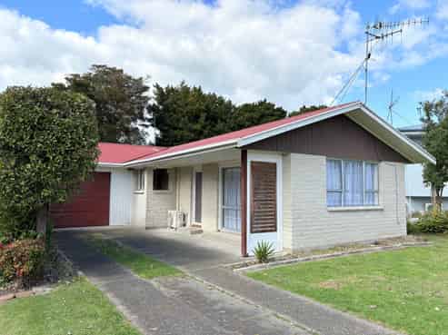 11A Russell Street, Whakatane