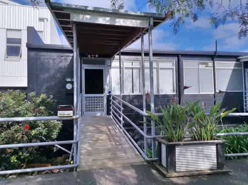 Versatile Morningside Office/Workshop