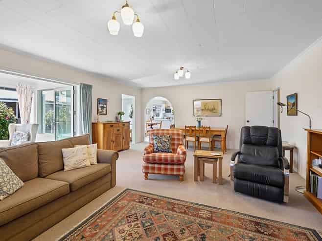 13 John Guthrie Place, Merrilands