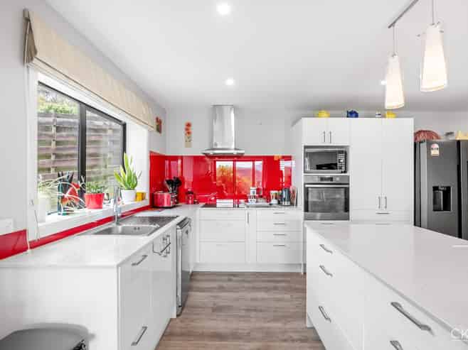 12 Roman Close, Silverstream