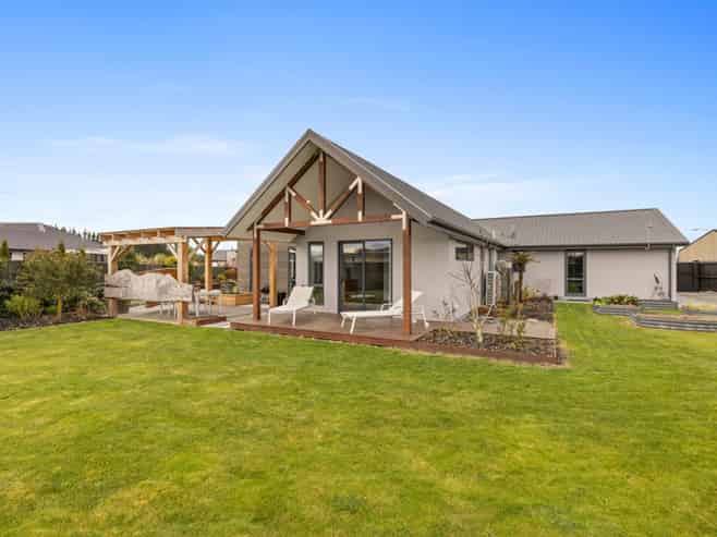 66 Silver Peaks Drive, West Melton