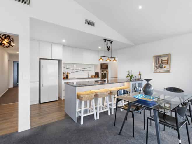 66 Silver Peaks Drive, West Melton