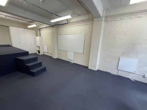 Vivian Street Office - $15,000 + GST pa