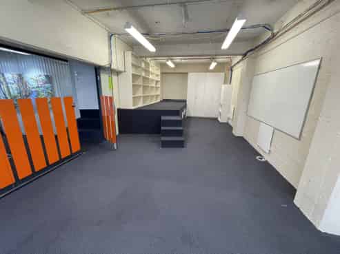 Vivian Street Office - $15,000 + GST pa