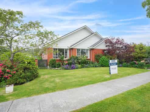 64 Melbourne Street, Windsor