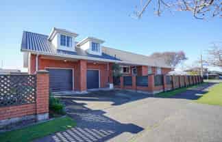 64 Melbourne Street, Windsor