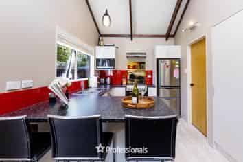 34 Palmer Crescent, Silverstream
