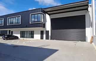 Great Value Industrial I Incentives I Must Lease!