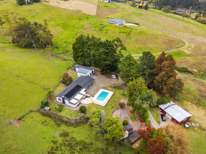 748 Dairy Flat Highway, Dairy Flat
